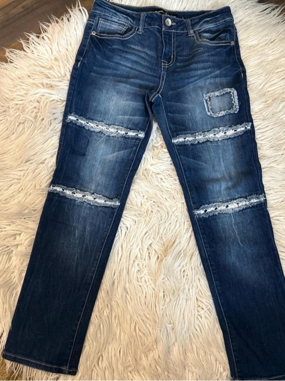 Girls sz 12 Vanilla Star distressed dark wash Jeans